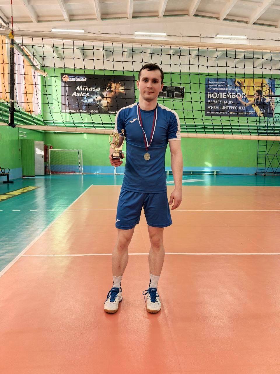 Дмитрий Дедерер — Тренер школы волейбола VolleyTime Оренбург